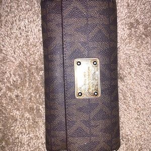Michael Kors trifold wallet